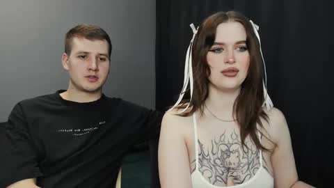 Snapshot of robert_lisa chatting on 02/15/25, 05:28 Lisa and Robert i am online all days 900 am GMT3 online show from 02/15/25, 05:28