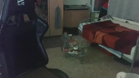 Snapshot of robertnickelderbestemann chatting on 11/25/25, 01:16 robertnickelderbestemann online show from 11/25/25, 01:16