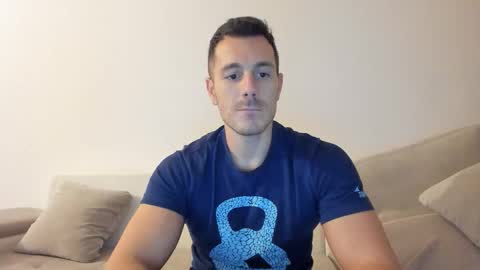 roberto4ever online show from 11/16/25, 05:29