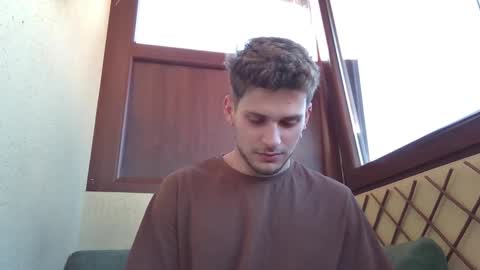 Roberto online show from 01/27/25, 01:41