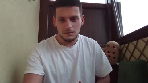 Roberto online show from 11/11/25, 06:57