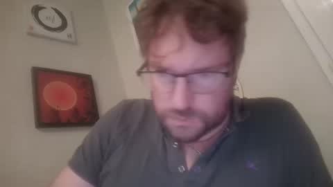 Snapshot of robinouhot chatting on 02/19/25, 07:28 robinouhot online show from 02/19/25, 07:28