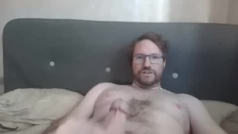 Snapshot of robinouhot chatting on 02/20/25, 08:39 robinouhot online show from 02/20/25, 08:39