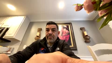 Snapshot of roblatino12 chatting on 02/23/25, 01:10 roblatino12 online show from 02/23/25, 01:10