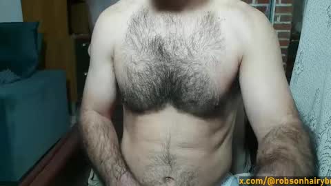 Snapshot of robson_29 chatting on 10/08/25, 02:36 Robson online show from 10/08/25, 02:36