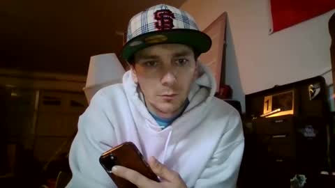 Snapshot of robwit8 chatting on 01/29/25, 09:23 Rob witha 8 online show from 01/29/25, 09:23