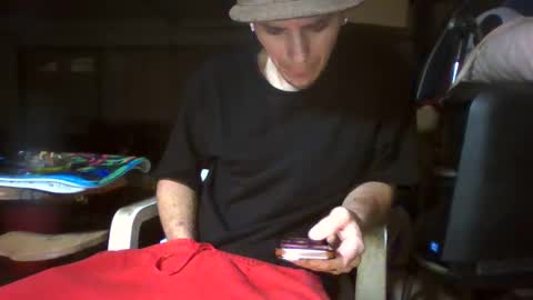 Snapshot of robwit8 chatting on 02/03/25, 07:51 Rob witha 8 online show from 02/03/25, 07:51