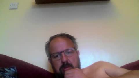 Rob online show from 10/16/25, 02:40