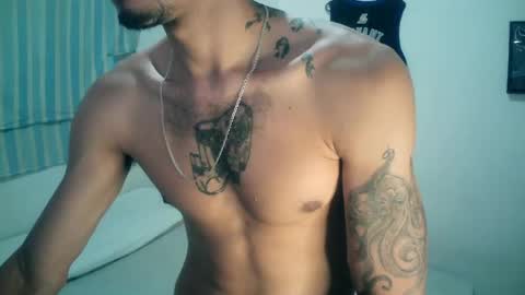 Rocco online show from 10/23/25, 02:44