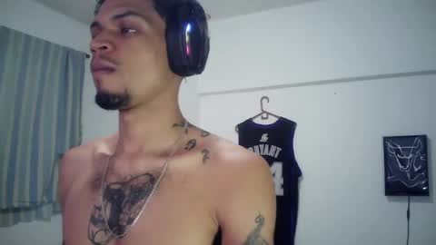 Rocco online show from 11/06/25, 01:28