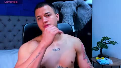 rocco_santos online show from 10/06/25, 11:24