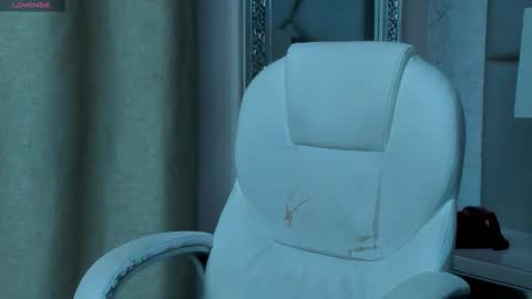 rocco_santos online show from 11/02/25, 07:05