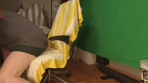 Snapshot of rockarit chatting on 12/09/24, 03:33 Rockarit online show from 12/09/24, 03:33