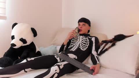 RockyWood20CM online show from 10/12/25, 09:47