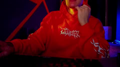 Snapshot of rodarri chatting on 03/04/25, 11:51 MY NAME CAN SEE ALL MY CUM VIDEO BUY FAN SUB. online show from 03/04/25, 11:51