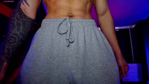 Snapshot of rodarri chatting on 03/07/25, 11:29 MY NAME CAN SEE ALL MY CUM VIDEO BUY FAN SUB. online show from 03/07/25, 11:29