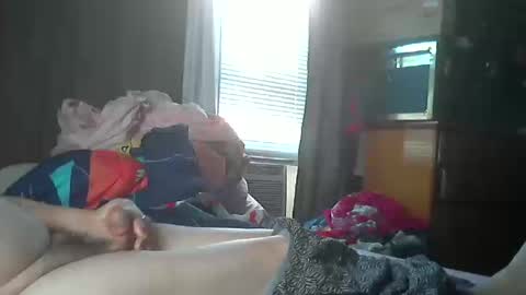 Snapshot of roddy69er chatting on 10/10/25, 02:16 roddy69er online show from 10/10/25, 02:16