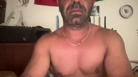 rodrigo232426 online show from 11/12/25, 07:53