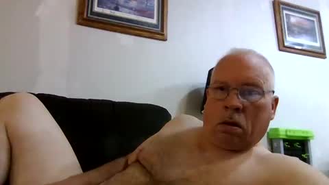 Snapshot of rodstud641 chatting on 10/20/25, 10:59 rodstud641 online show from 10/20/25, 10:59