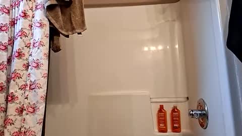 rogerdoger011 online show from 11/26/25, 08:10