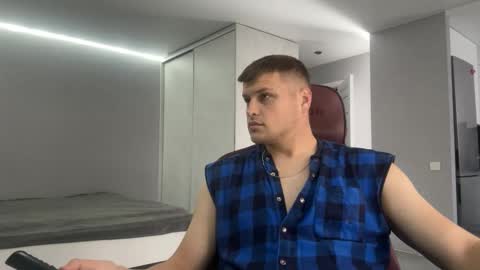 roguetitan6 online show from 11/09/25, 09:07