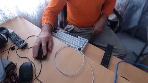 Snapshot of rokettttt chatting on 11/20/25, 09:20 rokettttt online show from 11/20/25, 09:20