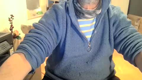 rolandloser1000 online show from 01/09/25, 06:15