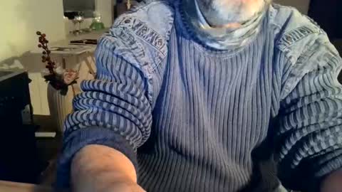 rolandloser1000 online show from 01/21/25, 06:23