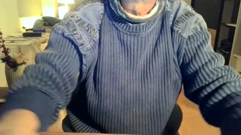 rolandloser1000 online show from 01/30/25, 05:39