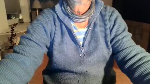 rolandloser1000 online show from 02/03/25, 07:00