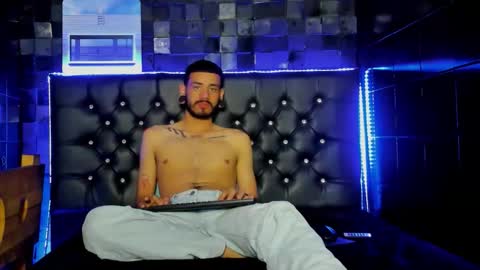 rolo martinez online show from 11/08/25, 05:34