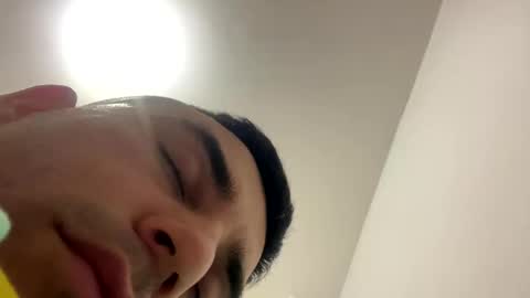   online show from 11/09/25, 02:43