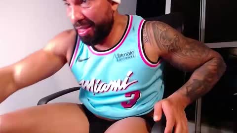 Roman online show from 02/18/25, 03:42