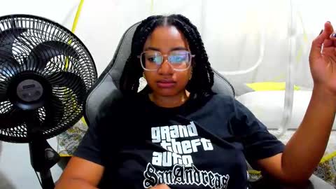 Is A Belle online show from 11/03/25, 03:57