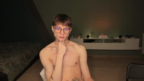 Romeo online show from 12/20/24, 01:36