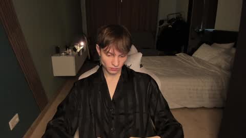 Romeo online show from 01/13/25, 09:41