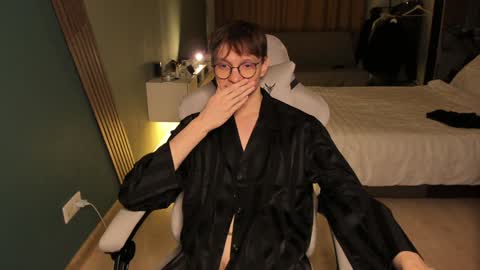 Romeo online show from 01/14/25, 11:53