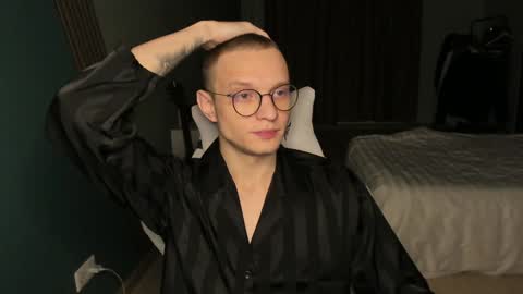 Romeo online show from 01/30/25, 08:53