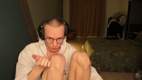 Romeo online show from 02/03/25, 02:14