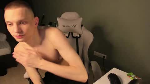 Romeo online show from 02/09/25, 01:14