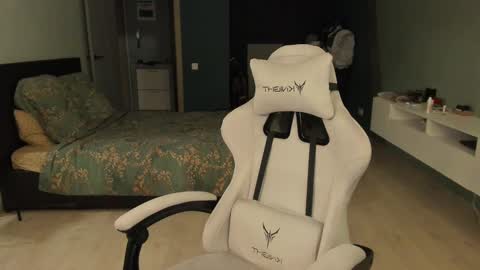 Romeo online show from 02/24/25, 05:09