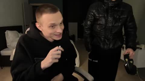 Romeo online show from 02/28/25, 04:21