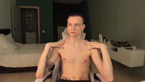 Romeo online show from 03/04/25, 09:43