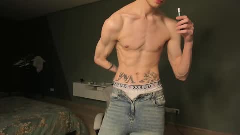 Romeo online show from 03/12/25, 05:49