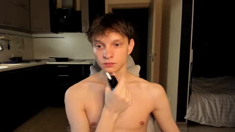 Romeo online show from 09/12/25, 04:23