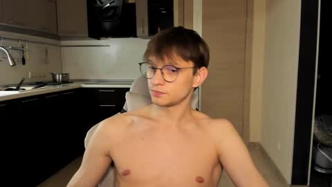 Romeo online show from 10/03/25, 05:37