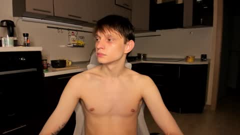 Romeo online show from 10/06/25, 06:11