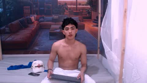 Romeo online show from 10/08/25, 07:44