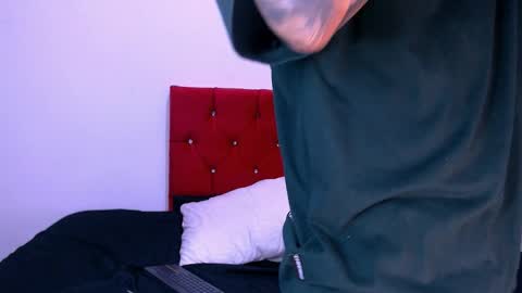 Romeo online show from 11/21/25, 07:12