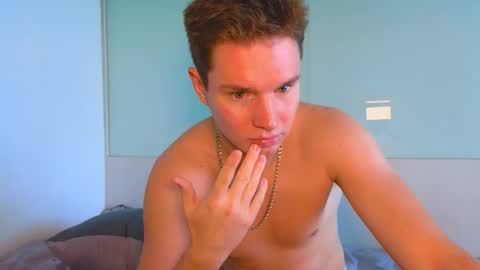 Snapshot of romeosilver chatting on 10/20/25, 06:36 Romeo online show from 10/20/25, 06:36